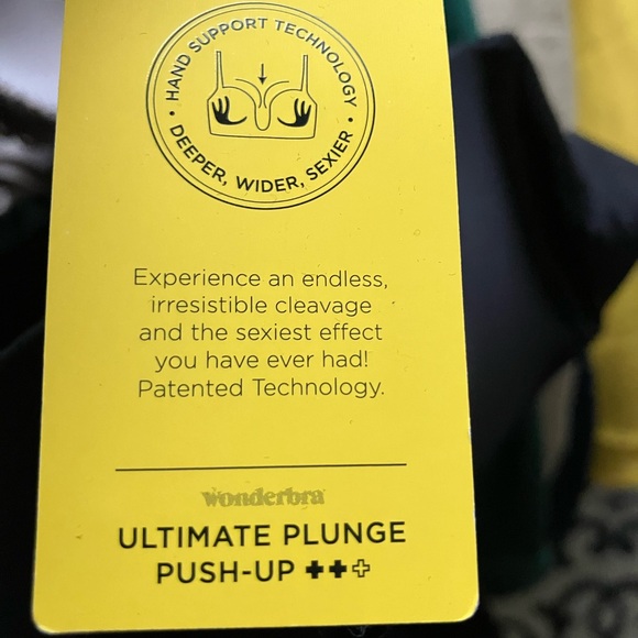 Wonderbra Ultimate Plunge Push Up Black Strapless Bra - 32G - Picture 2 of 3